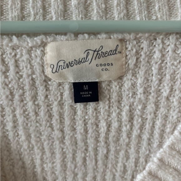 Universal Thread Cream V-Neck Cable Knit Sweater - Picture 3 of 3
